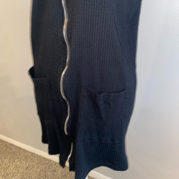 Linda Michaels Vintage Black Sleeveless Sweater w Hood - Picture 4 of 6